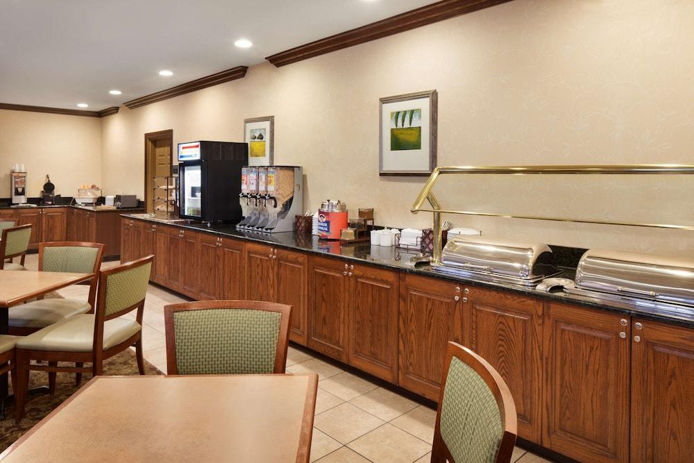 Country Inn & Suites By Radisson, Champaign North, Il المظهر الخارجي الصورة