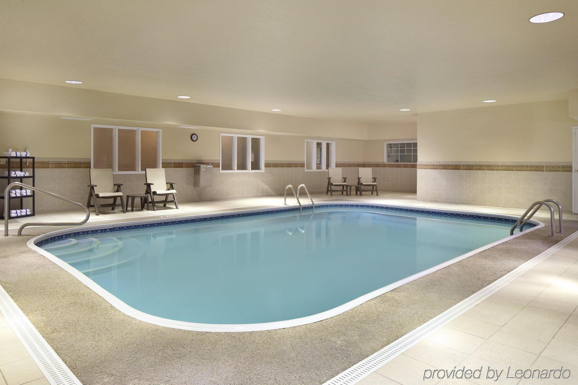 Country Inn & Suites By Radisson, Champaign North, Il المظهر الخارجي الصورة